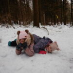 lustige-Maedchen-im-Schnee_22-01-13